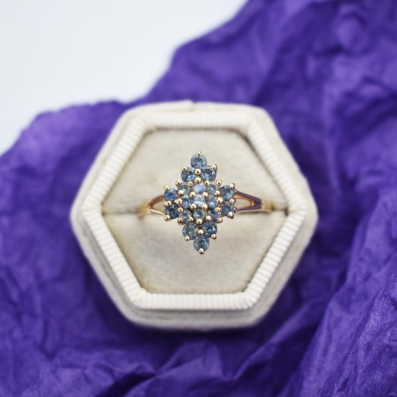 Sky blue gemstone ring size 10 US, spinel engagement ring 10K gold - Picture 8 of 9